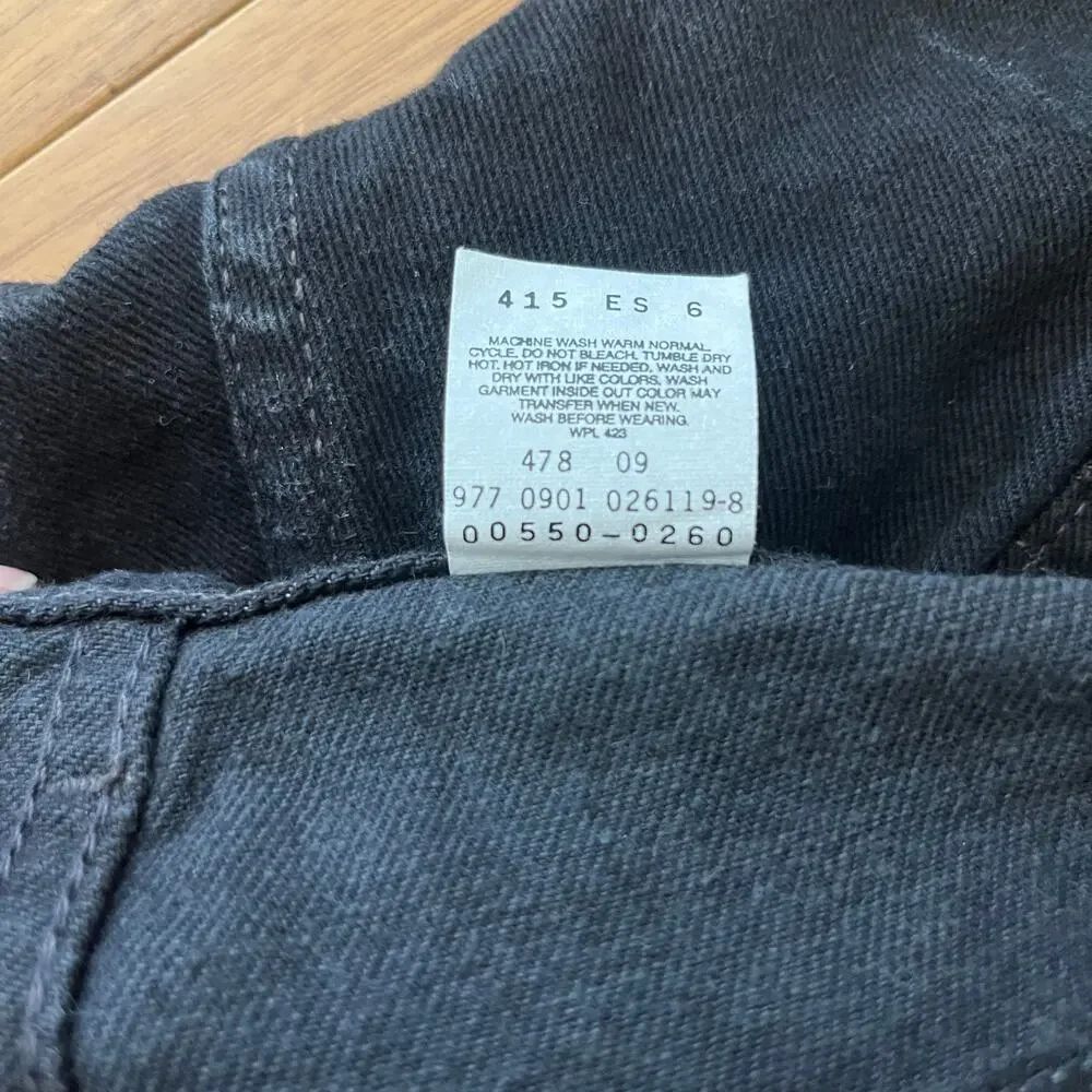 Levi’s Black 505 Size 34 x 36 Relaxed Fit Vintage Y2K 2001